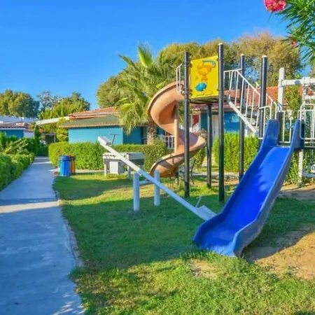 Altinkum Bungalow فندق 3*